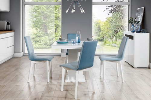 Stół rozkładany ALAN 90x90-225 cm ( lacobel / połysk ) - Emmi krzesło - aranżacja