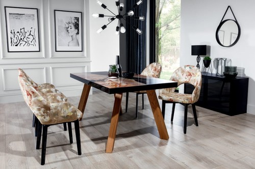 Stół RIVER 90x160 cm ( blat GRAFIKA - buk, dąb ) krzesło HOLLY - aranżacja