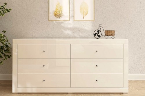 Komoda lustrzana z 6 szufladami Kolekcja Black&White LKB-6 ( białe szkło ) - aranżacja